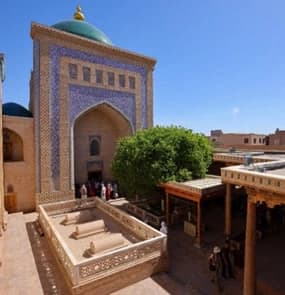 Мавзолей Пахлавон Махмуда